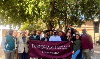 Visita del MBA de Fordham University fortalece vínculos internacionales con la FEN-UAH
