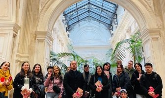Estudiantes de GIBA visitan la Biblioteca del Palacio Pereira