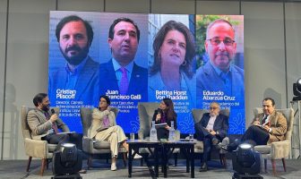 Eduardo Abarzúa participa en panel del XVII Encuentro Anual del Servicio Civil